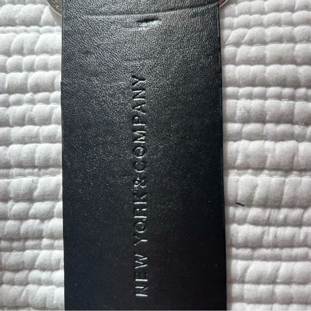 Black Wide Stretch Belt with Silver Statement Buckle Textured Faux Leather